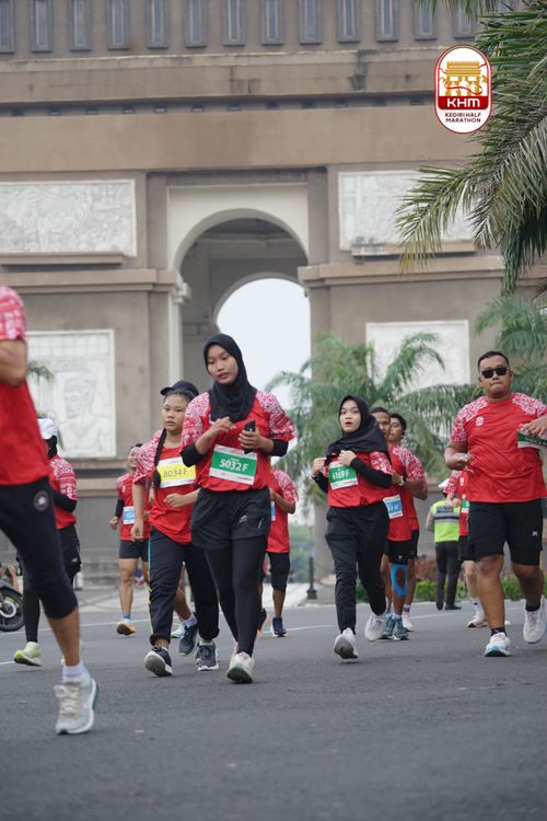 Race photo from Kediri Half Marathon 2025