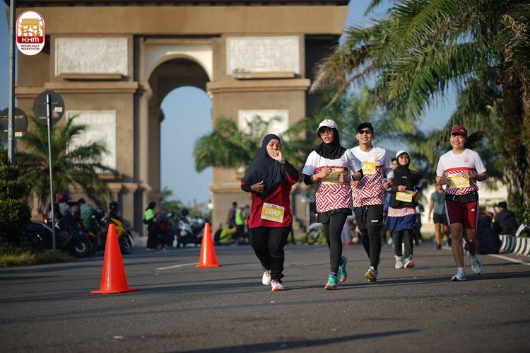 Race photo from Kediri Half Marathon 2024