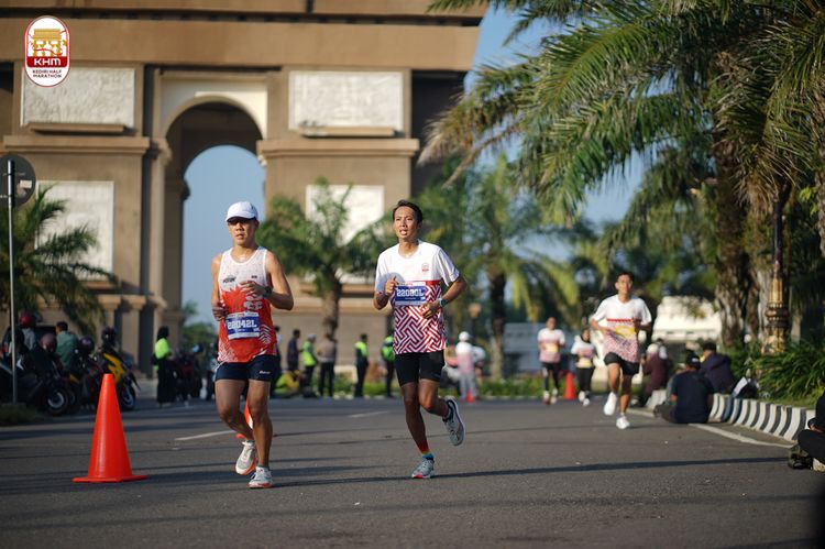 Race photo from Kediri Half Marathon 2024