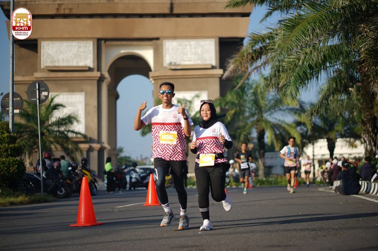 Race photo from Kediri Half Marathon 2024