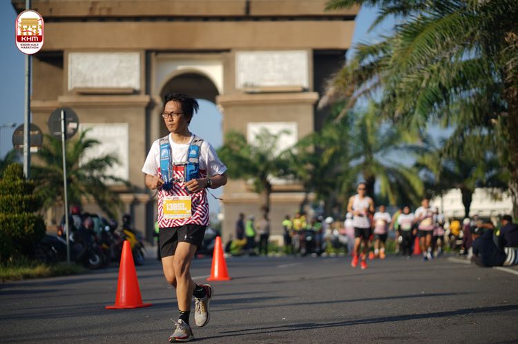 Race photo from Kediri Half Marathon 2024