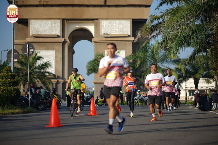 Race photo from Kediri Half Marathon 2024