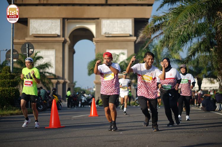 Race photo from Kediri Half Marathon 2024
