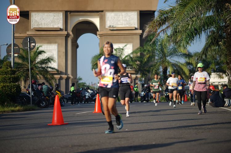 Race photo from Kediri Half Marathon 2024