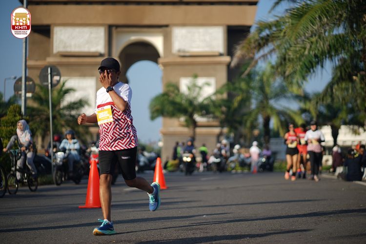Race photo from Kediri Half Marathon 2024