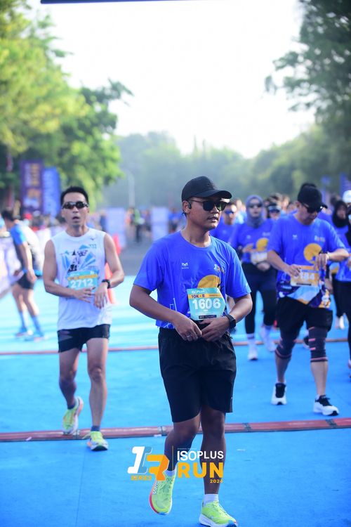 Race photo from Isoplus Run 2024 Surabaya