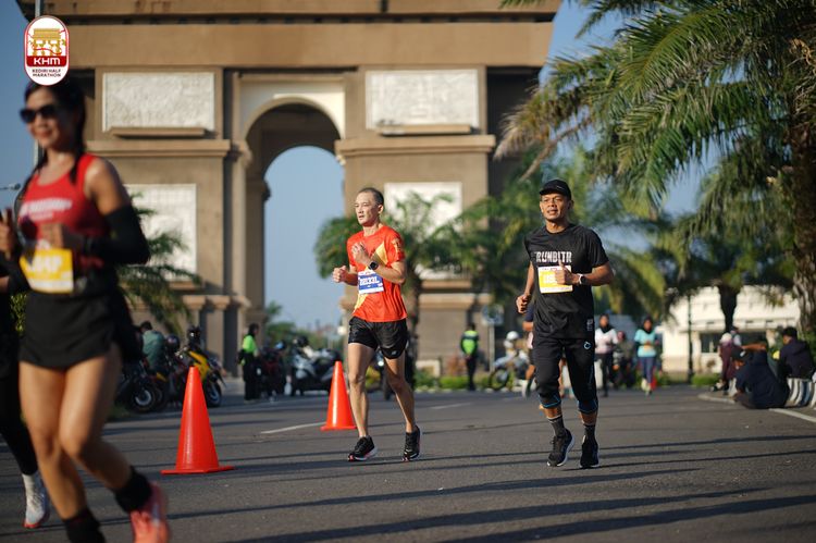 Race photo from Kediri Half Marathon 2024