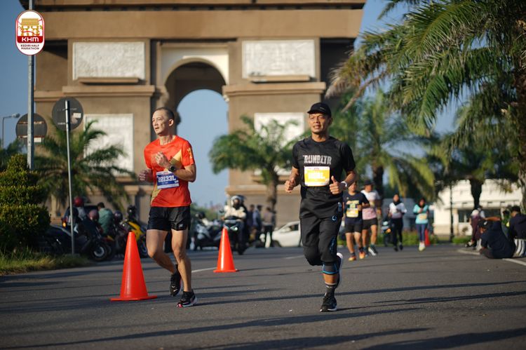 Race photo from Kediri Half Marathon 2024