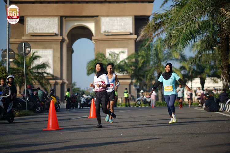 Race photo from Kediri Half Marathon 2024