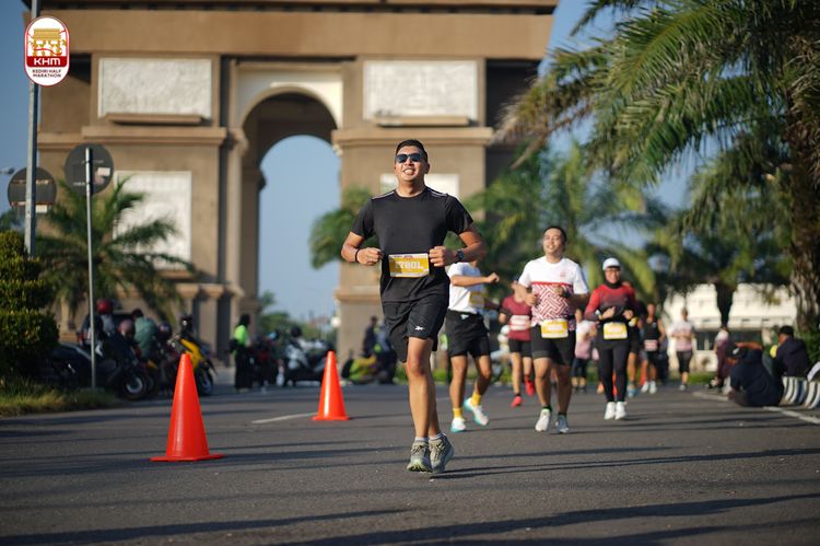 Race photo from Kediri Half Marathon 2024