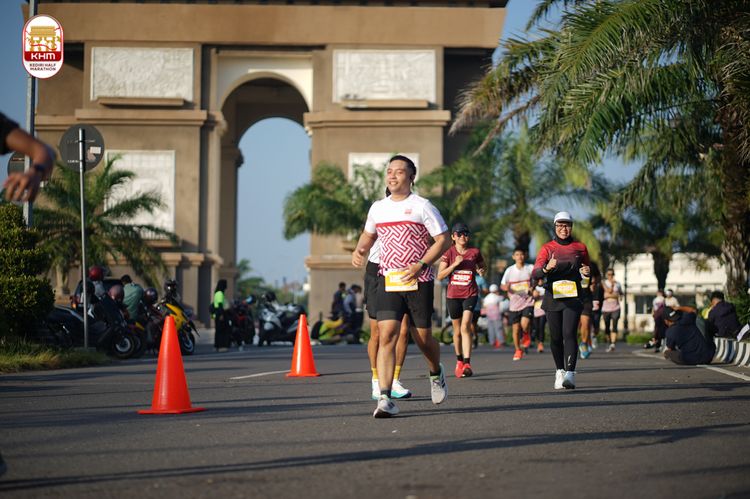 Race photo from Kediri Half Marathon 2024