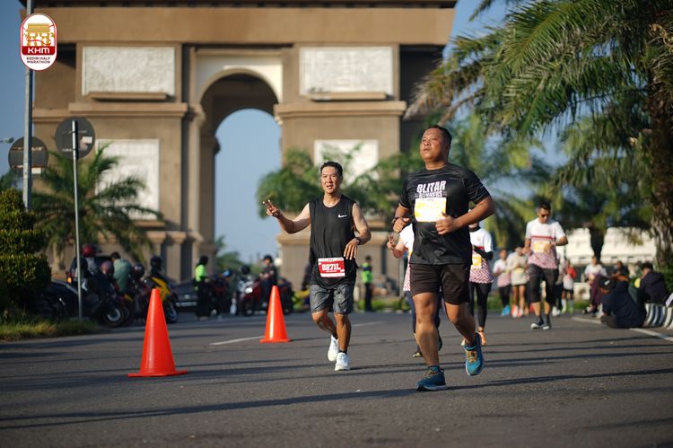 Race photo from Kediri Half Marathon 2024