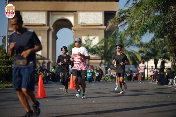 Race photo from Kediri Half Marathon 2024