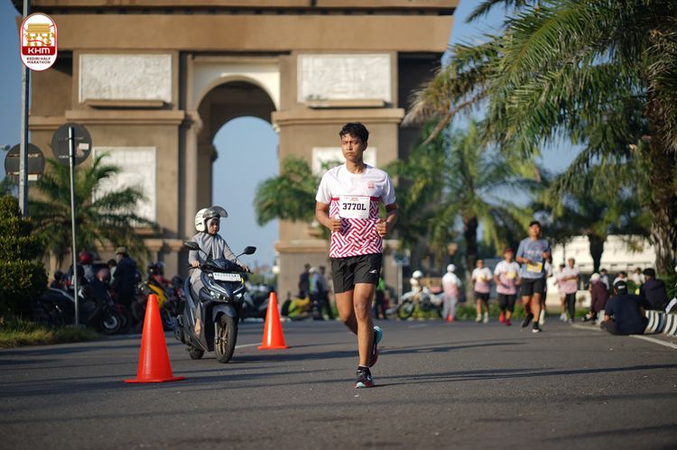 Race photo from Kediri Half Marathon 2024