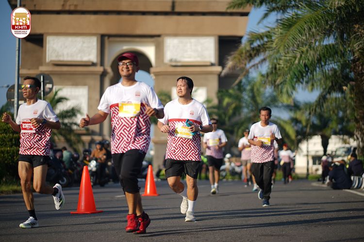 Race photo from Kediri Half Marathon 2024