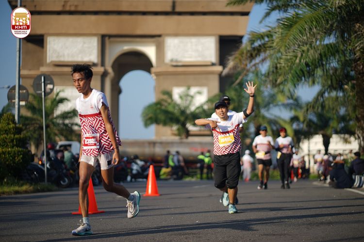 Race photo from Kediri Half Marathon 2024