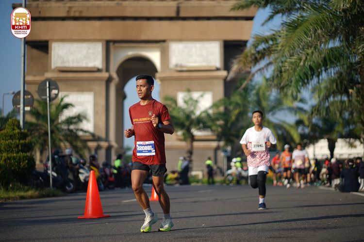 Race photo from Kediri Half Marathon 2024