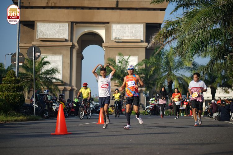 Race photo from Kediri Half Marathon 2024