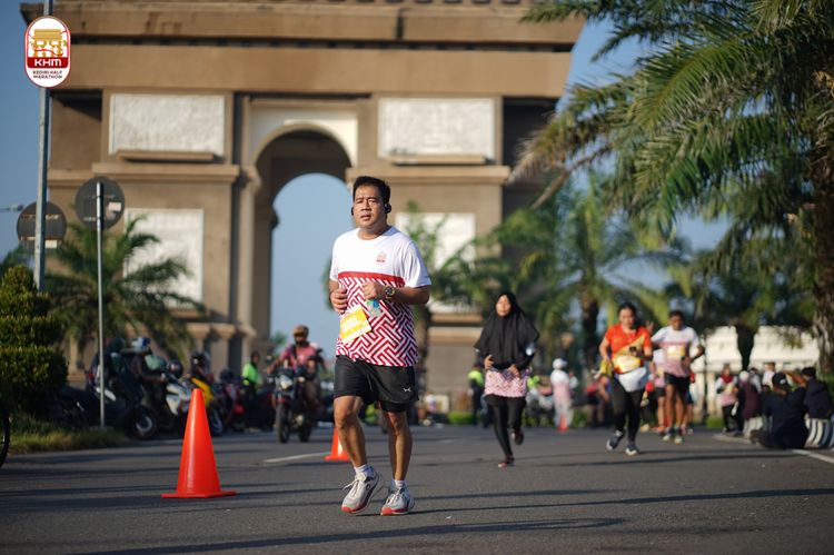 Race photo from Kediri Half Marathon 2024