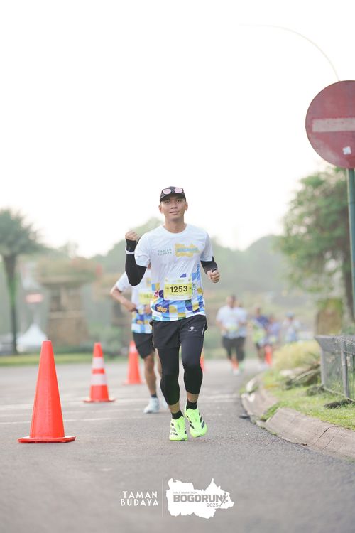 Race photo from Taman Budaya x BOGORUN 2025