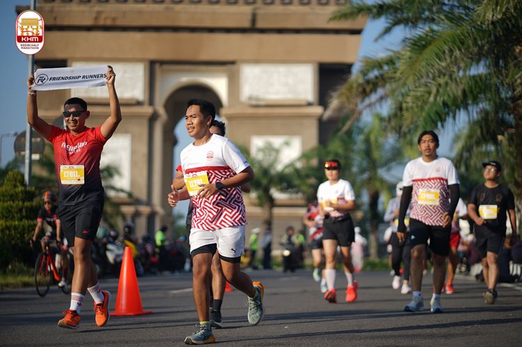 Race photo from Kediri Half Marathon 2024