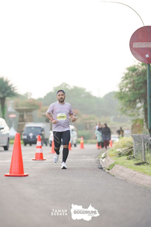 Race photo from Taman Budaya x BOGORUN 2025
