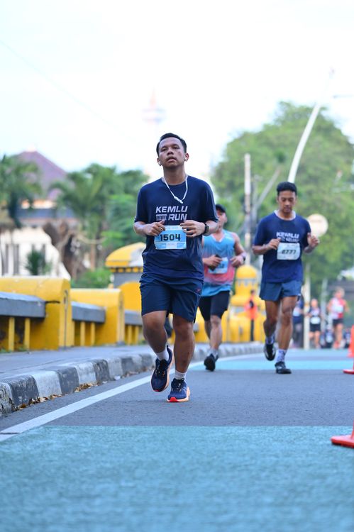 Race photo from KEMLU RUN 2025