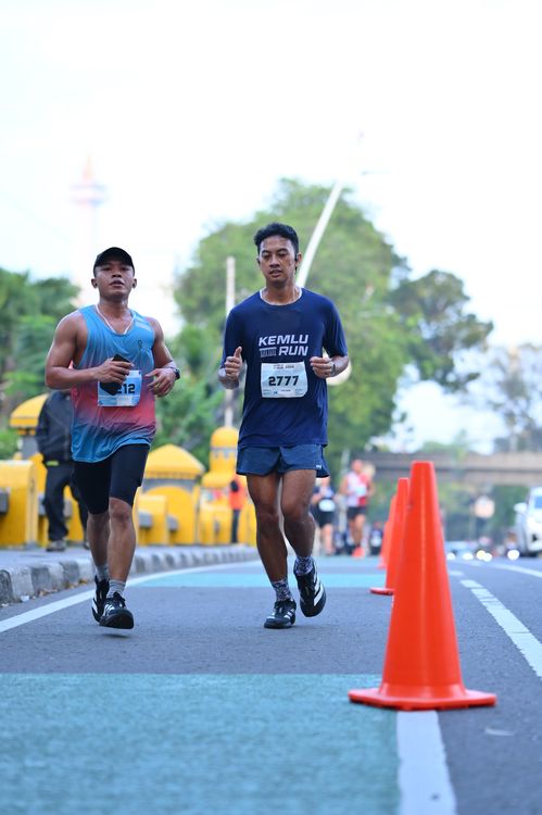 Race photo from KEMLU RUN 2025