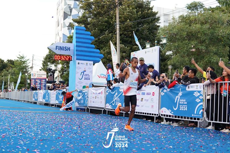 Race photo from Jabar Run 10K 2024