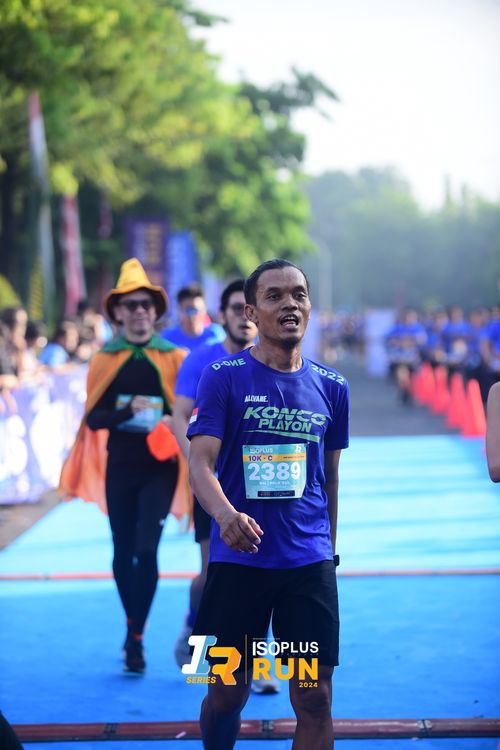 Race photo from Isoplus Run 2024 Surabaya