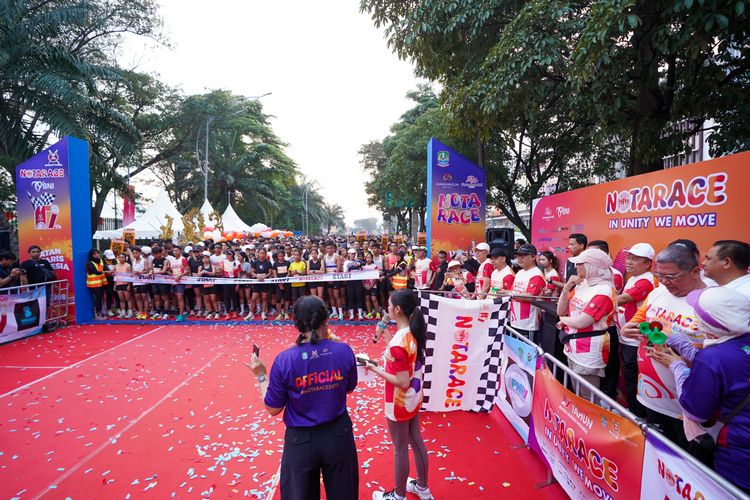 Race photo from NOTARACE 2025