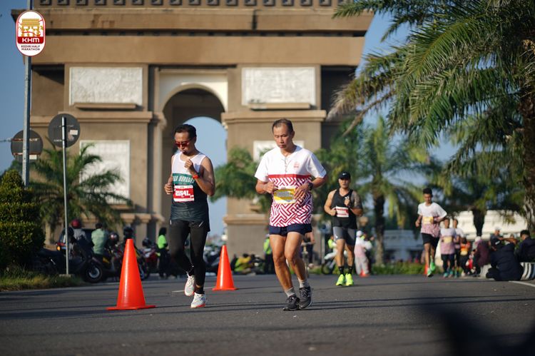 Race photo from Kediri Half Marathon 2024