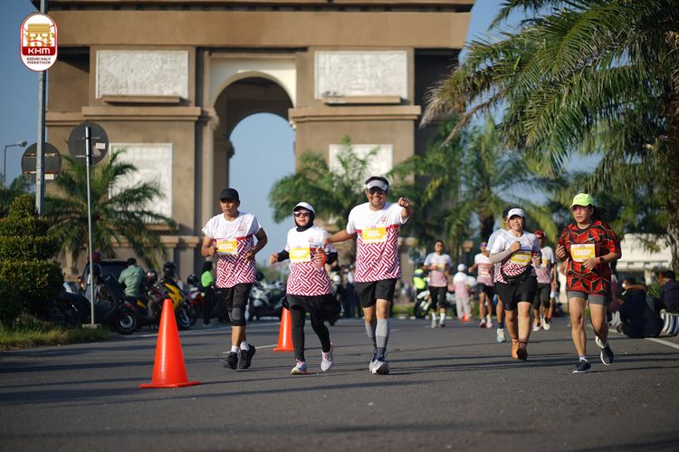 Race photo from Kediri Half Marathon 2024