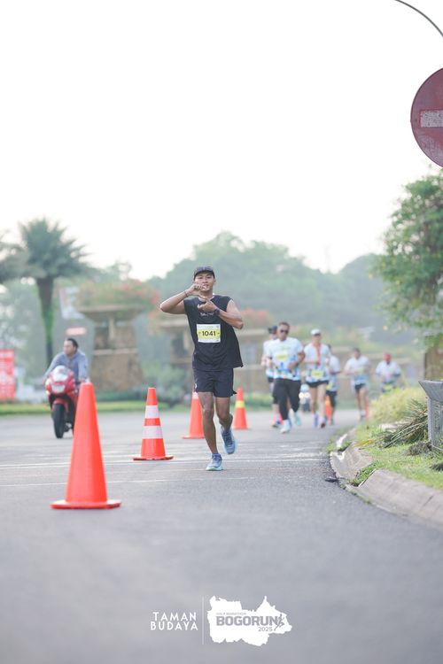 Race photo from Taman Budaya x BOGORUN 2025