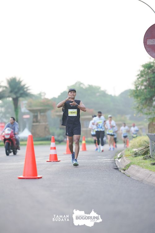 Race photo from Taman Budaya x BOGORUN 2025