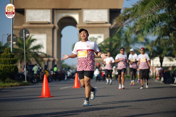 Race photo from Kediri Half Marathon 2024
