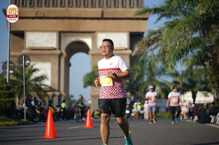 Race photo from Kediri Half Marathon 2024