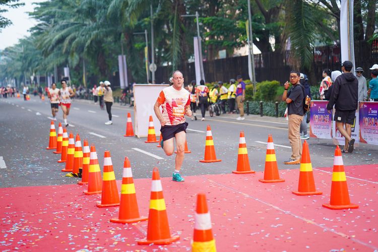 Race photo from NOTARACE 2025