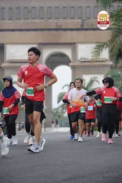 Race photo from Kediri Half Marathon 2025