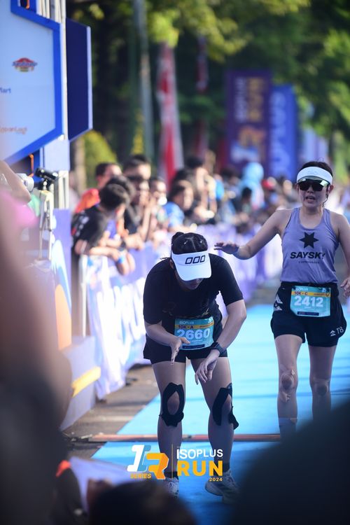 Race photo from Isoplus Run 2024 Surabaya