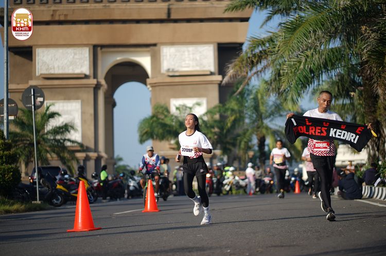 Race photo from Kediri Half Marathon 2024