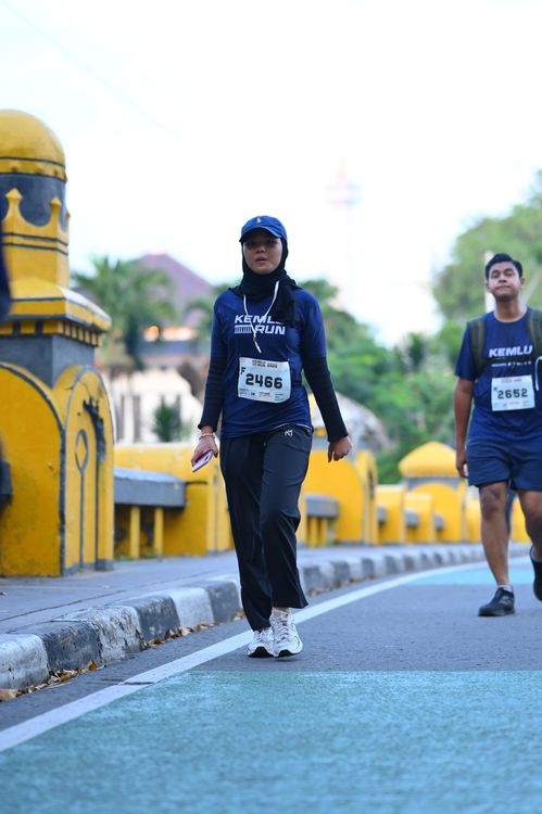 Race photo from KEMLU RUN 2025