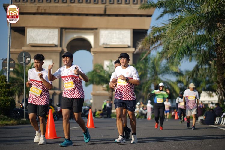 Race photo from Kediri Half Marathon 2024