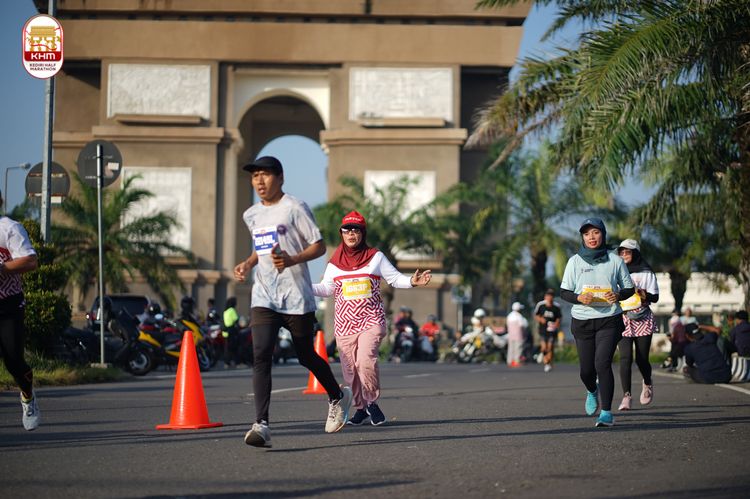 Race photo from Kediri Half Marathon 2024