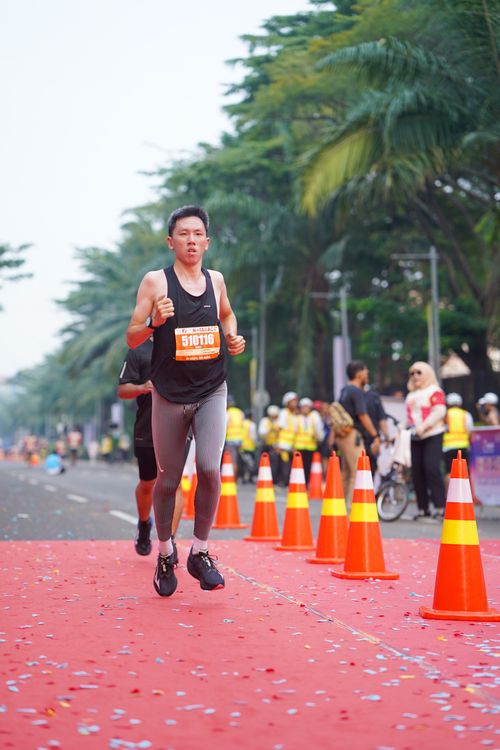 Race photo from NOTARACE 2025