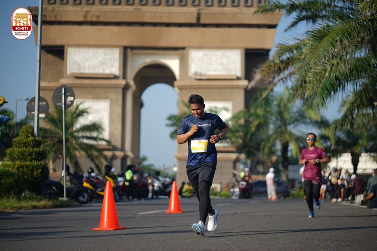 Race photo from Kediri Half Marathon 2024