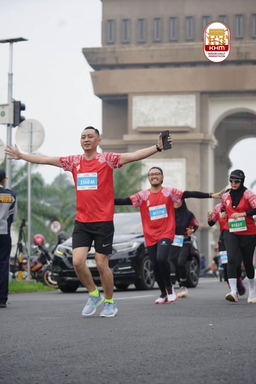Race photo from Kediri Half Marathon 2025