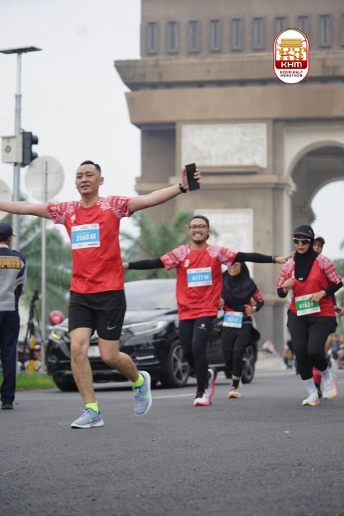 Race photo from Kediri Half Marathon 2025