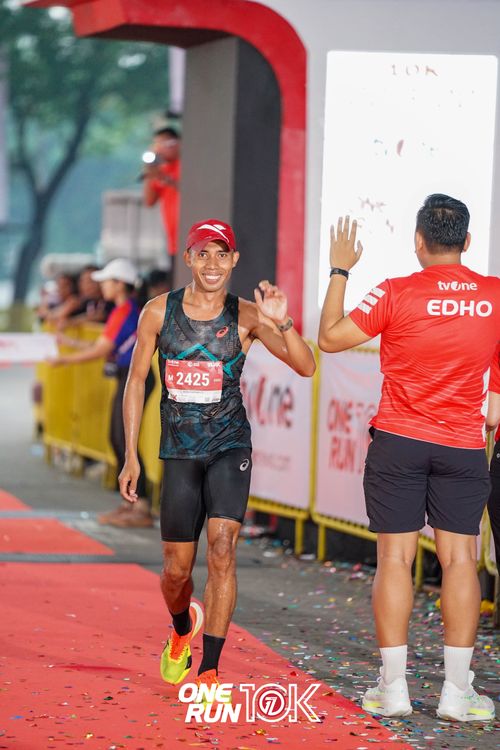 Race photo from ONE RUN 10K 2025
