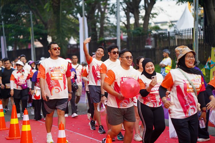 Race photo from NOTARACE 2025